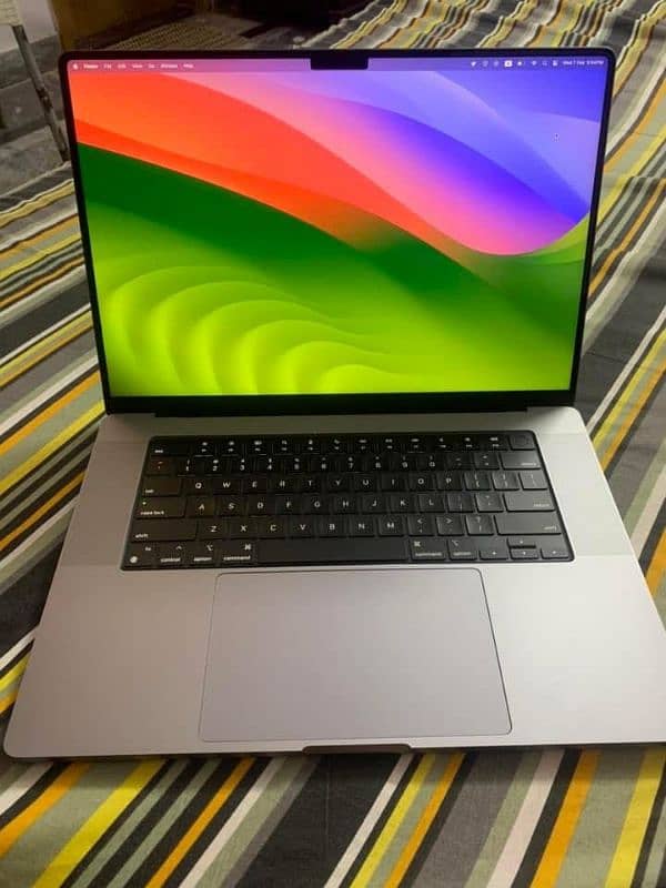 Apple MacBook Pro 16 0