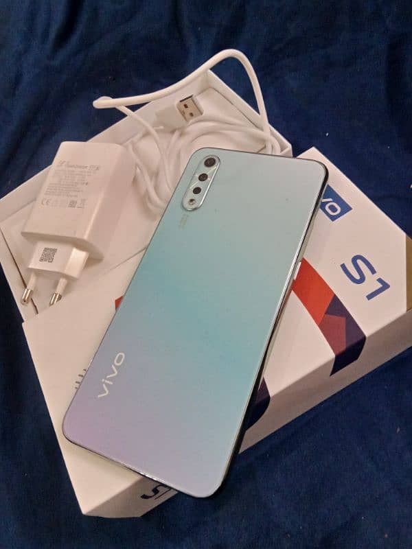 vivo s1 8gb 256gb with box charg fnlllll0329 8268633 1