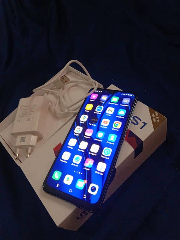 vivo s1 8gb 256gb with box charg fnlllll0329 8268633 2