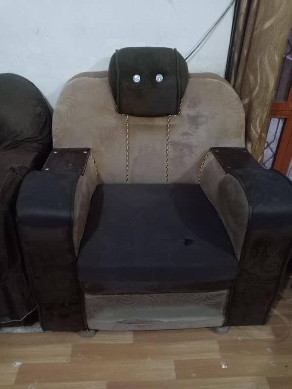 sofa set 6 seater used normal condition 1