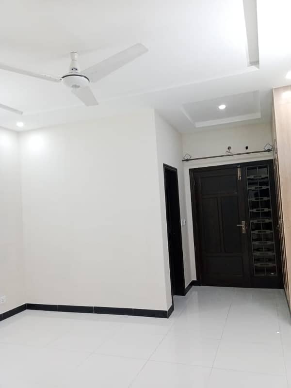 Upper Portion For Rent 4