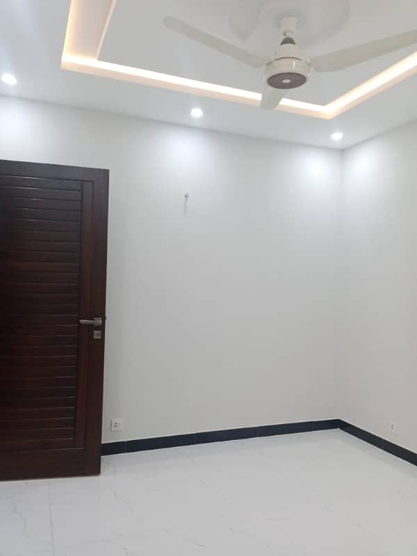 Upper Portion For Rent 6