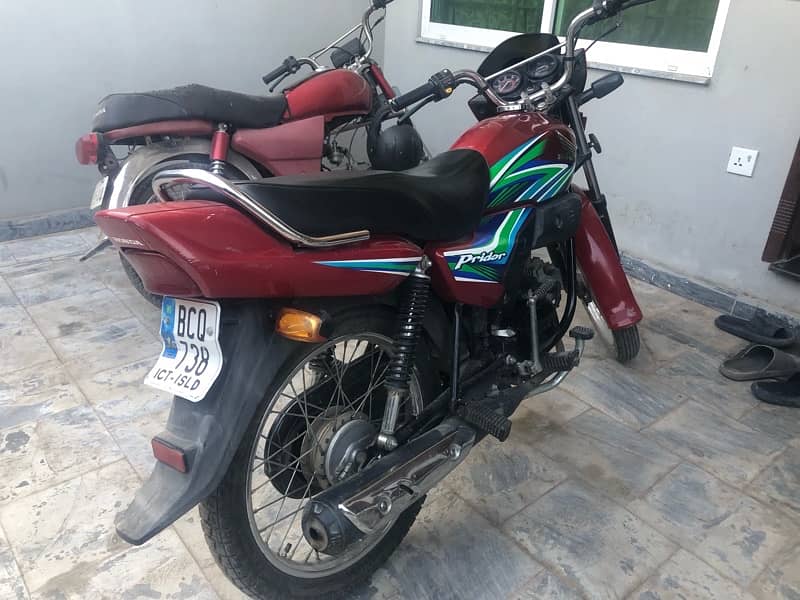 honda pridor Almost new bike, first hand use 1