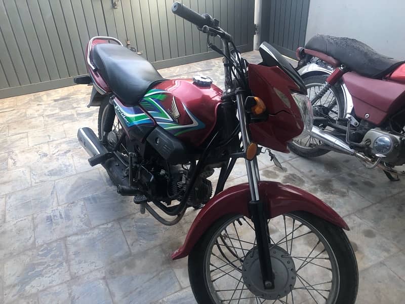 honda pridor Almost new bike, first hand use 2