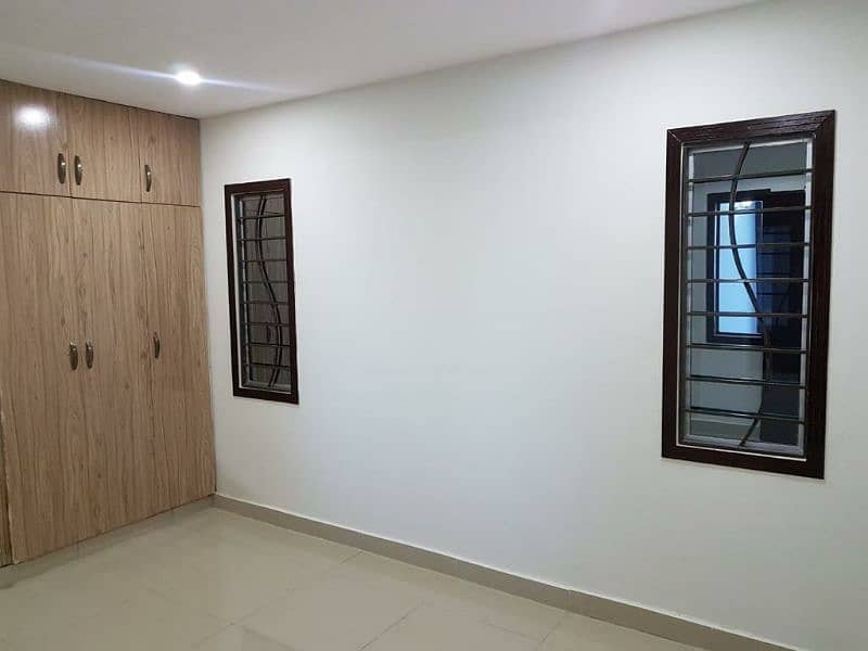 two bed apartment for rent 4