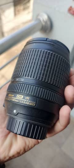 Nikon 18 140mm VR lens