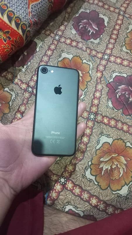 iphone 7 non PTA 1