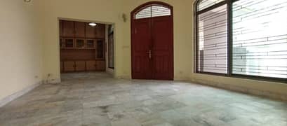 10 Marla Independent Office Available For Rent At Cantt