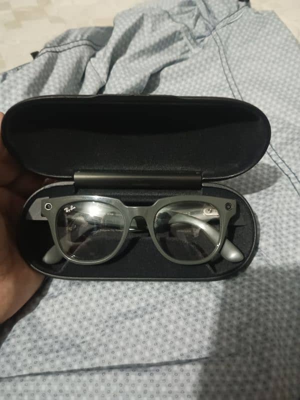 Ray-Ban wayfarer sunglasses 1