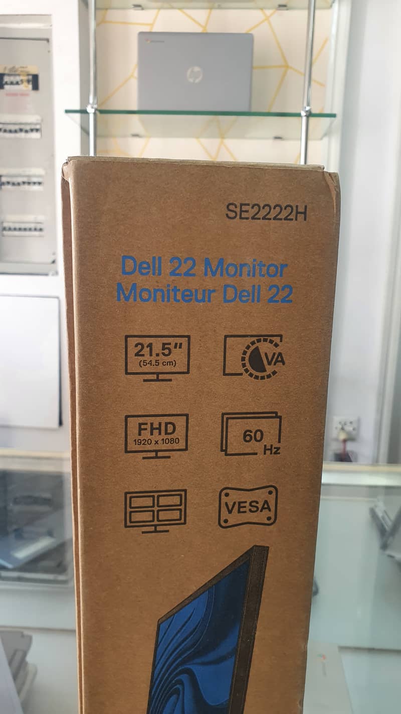 HP m27fw,HP 524sf,Dell SE2222H & SE2422h HP DELL Monitors 3