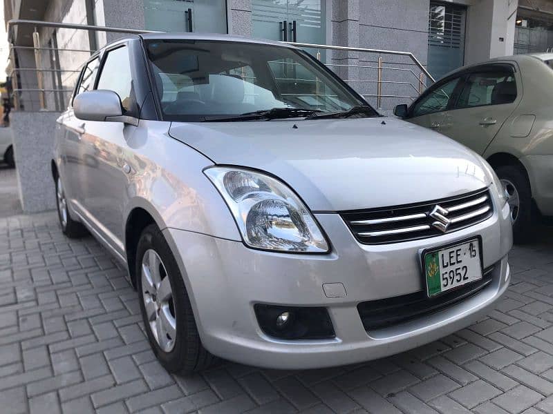 Suzuki Swift DLX 2015 (O333/4282/555) 1