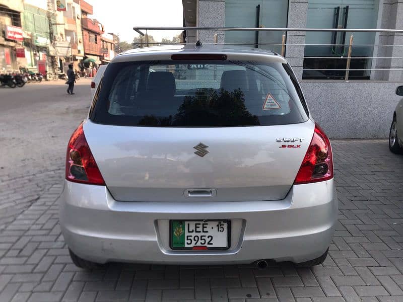 Suzuki Swift DLX 2015 (O333/4282/555) 3