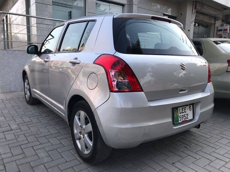 Suzuki Swift DLX 2015 (O333/4282/555) 5