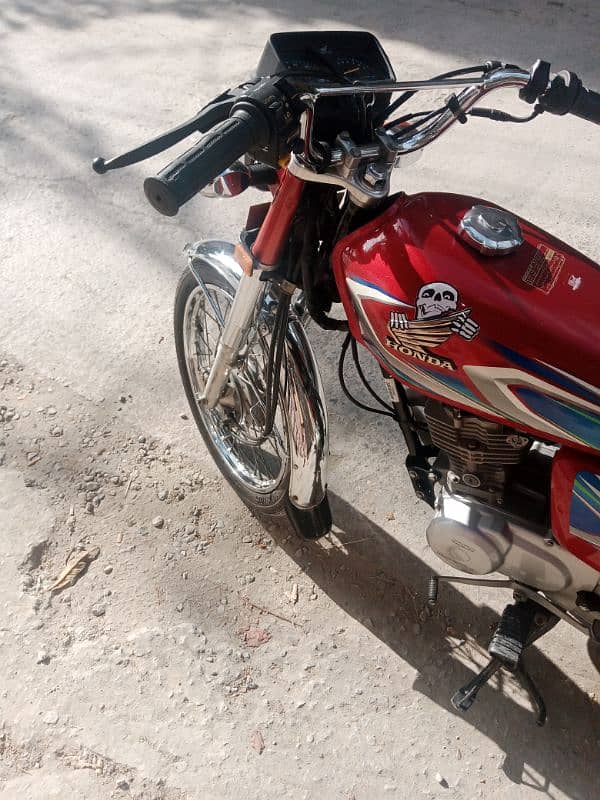 Honda 125 2022 model in excellent condition for sale 5