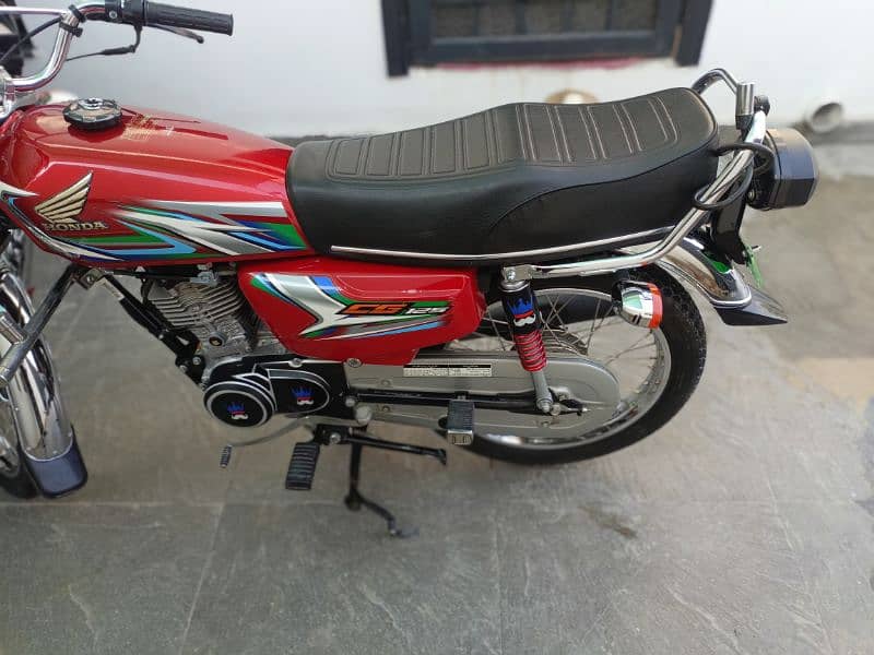 Honda 125 1st Hand use totally Genuine 03023373123 1