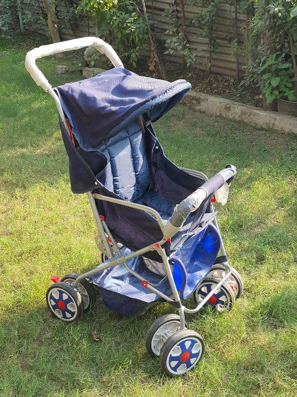 baby pram lush condition 10/10 1