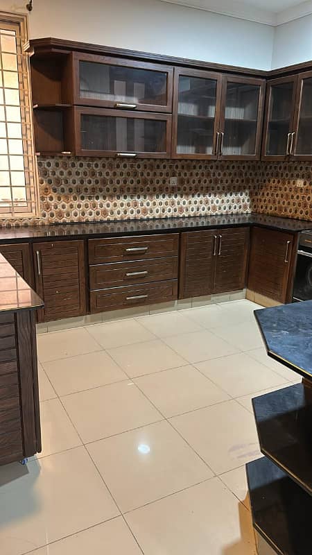 Upper Portion For Rent 6