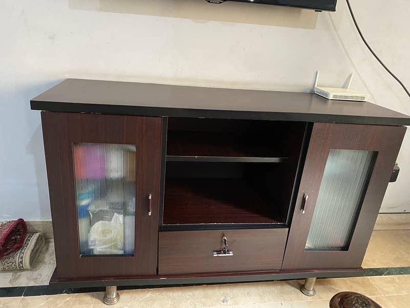 side board in new condition 2