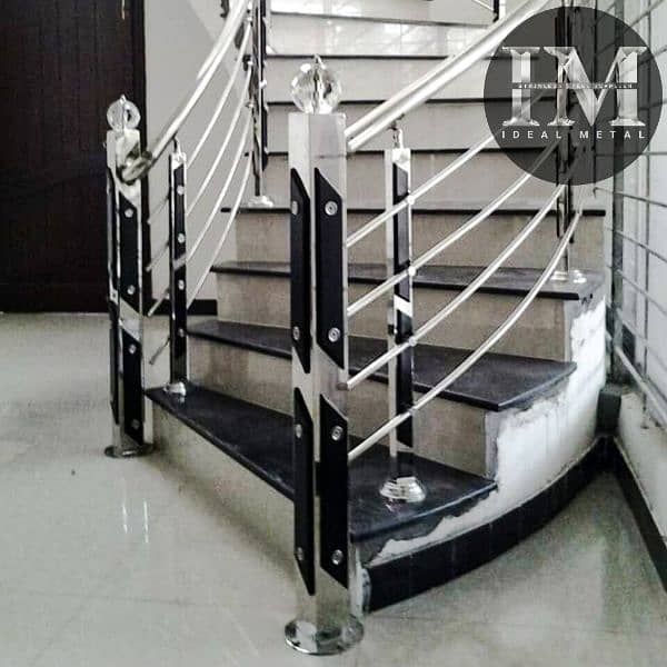 Stainless steel/Glass > Railing, Grill, Frame > Stairs, Terrace, doors 7