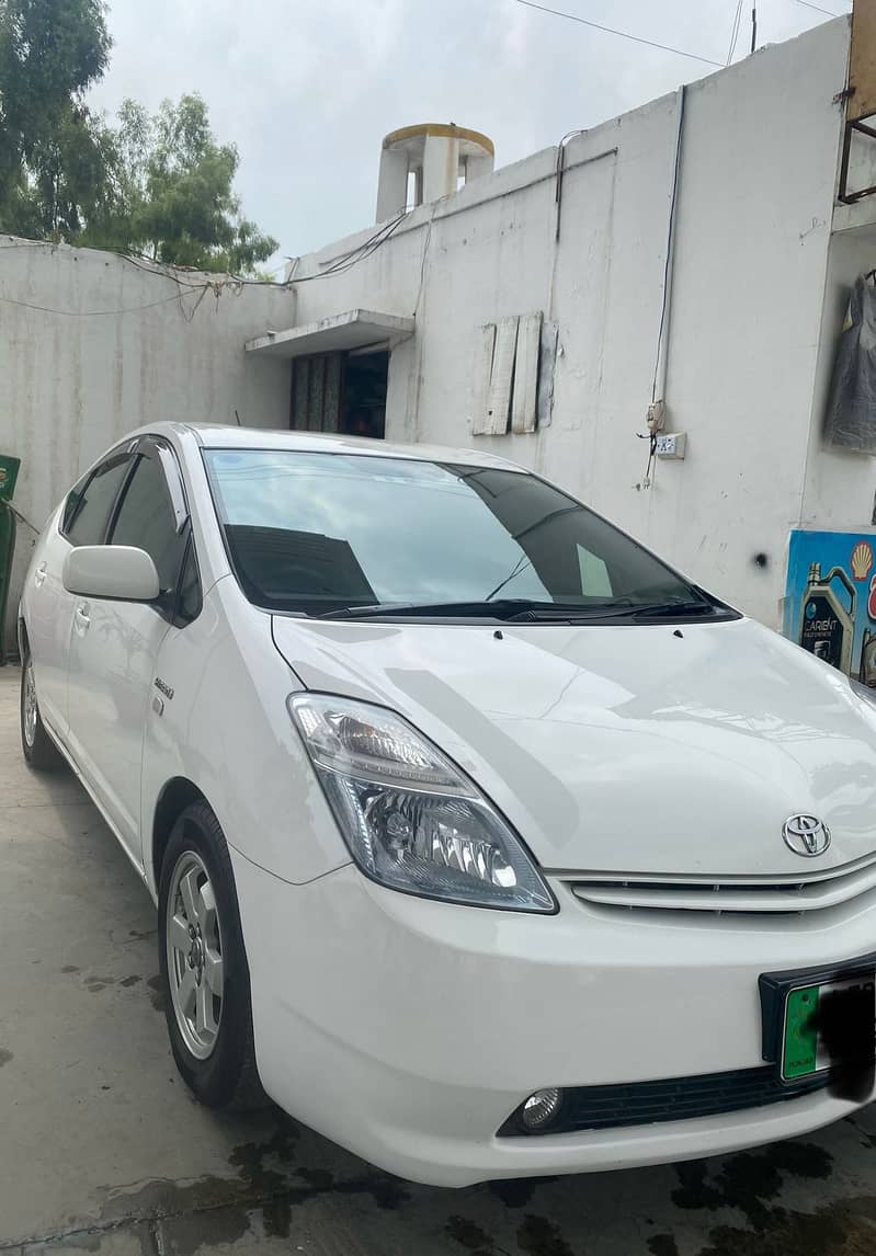 Toyota Prius 2010 1