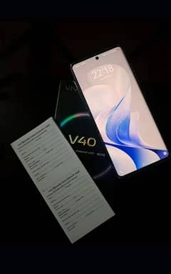 m selling vivo v 40 just box open