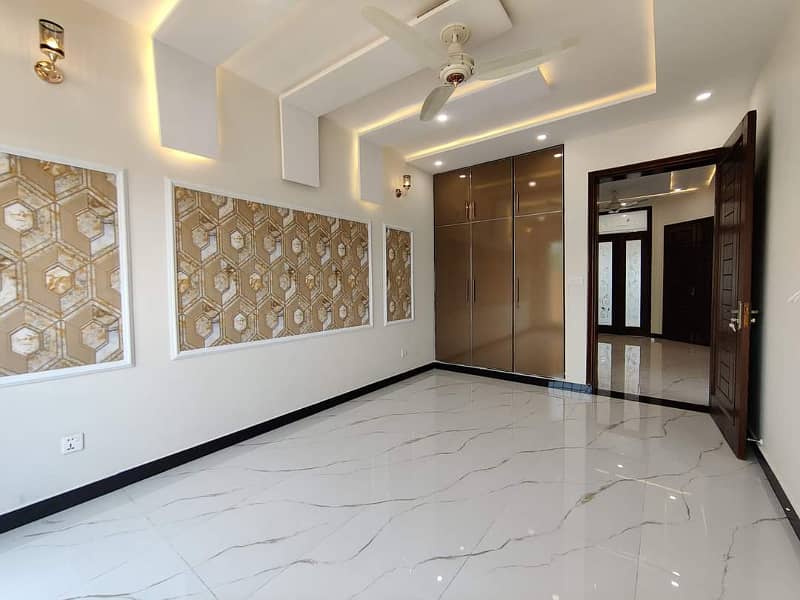 1 KANAL Lavish Bungalow On Top Location For Rent In DHA Phase 1 Lahore 3