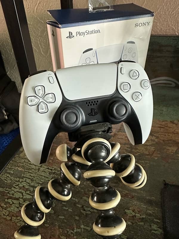 PS5 Dual Sense Controller 3