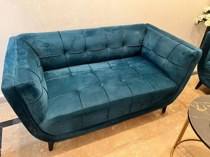 Sofa 6 Seater 1