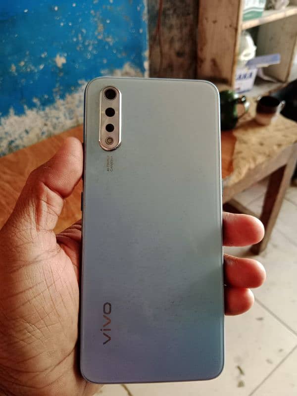 Vivo s1 1