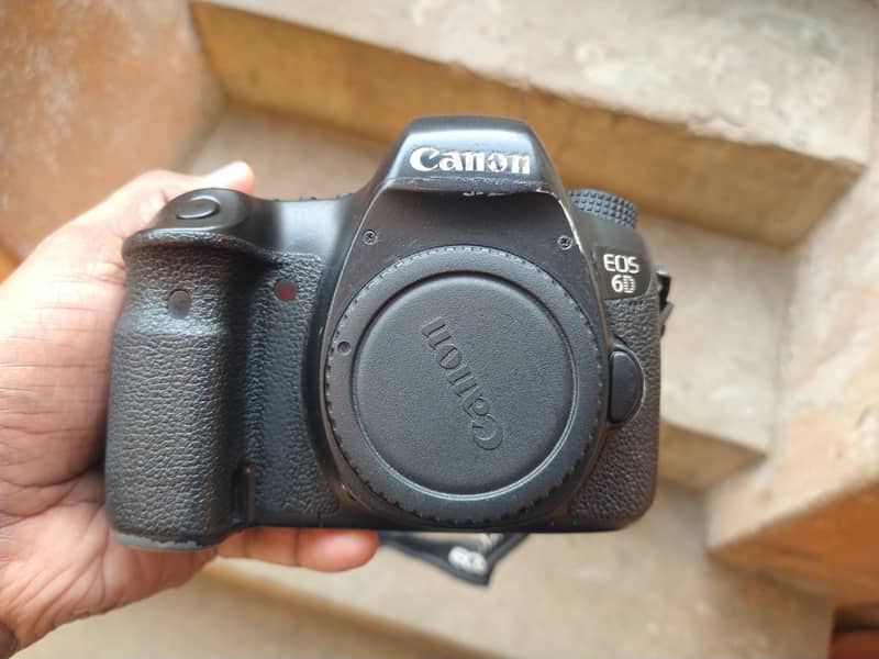 Canon 6d with 70x200 and 28x70 lens 18