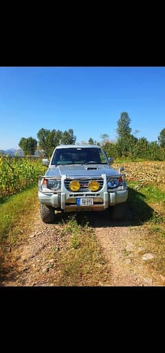 Mitsubishi Pajero exceed 1995