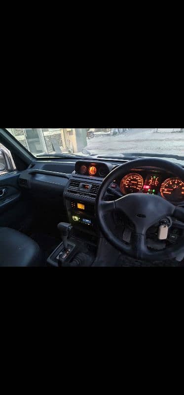 Mitsubishi Pajero exceed 1995 7