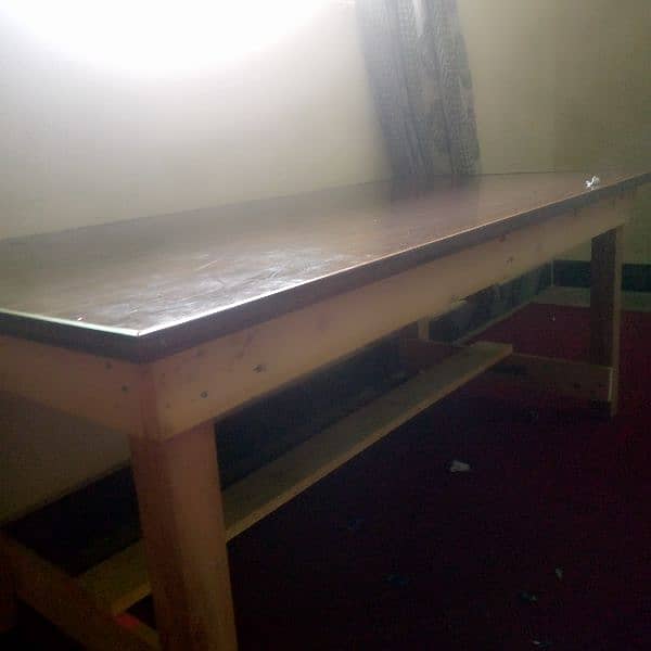 new table for sale 0