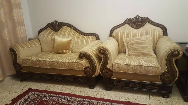 Luxury sofa set 10