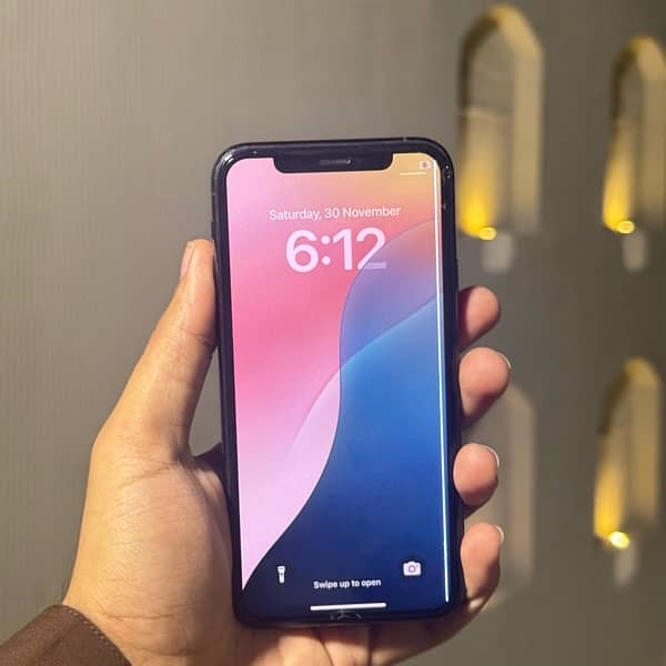 Iphone 11 Pro (64) Gb Non Pta ( Sim time 4 months ) 1