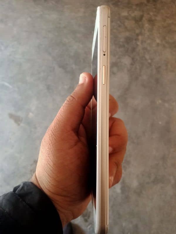 oppo f1s 4/32 4