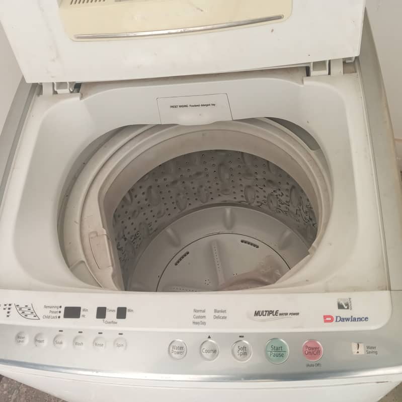 Fully Automatic top load Dawlance Washing Machine 1