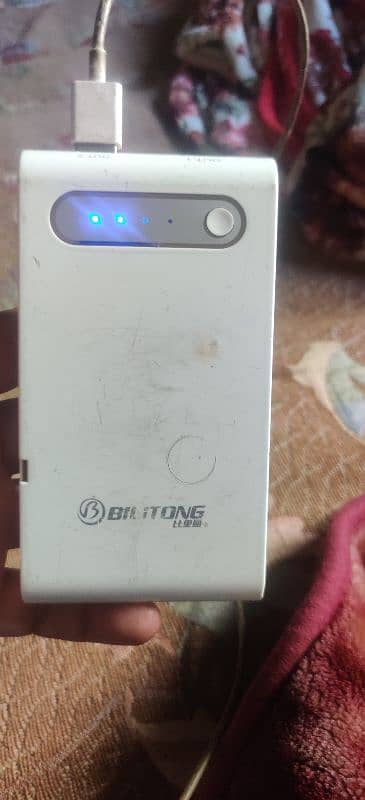 20000 mAh power bank good condition 3