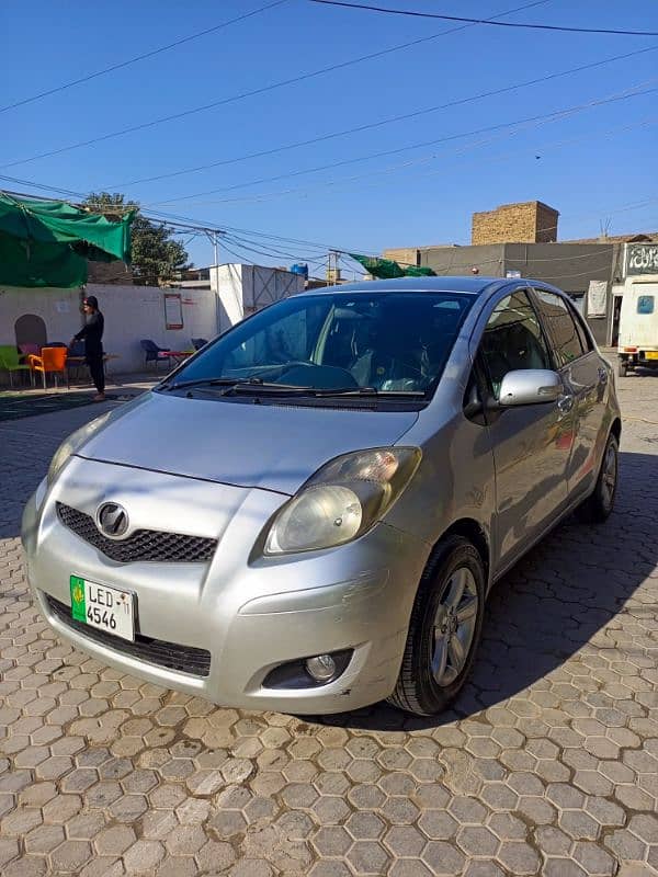 Toyota Vitz 2008/11 1