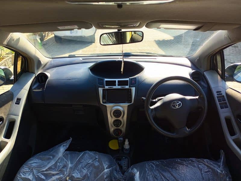 Toyota Vitz 2008/11 17