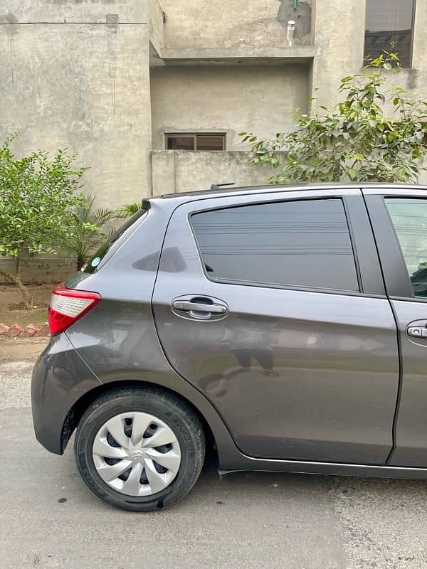 Toyota Vitz 2018 11