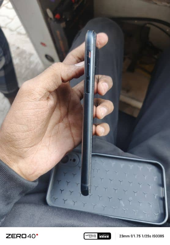 I phone Xr 128GB non PTA 1