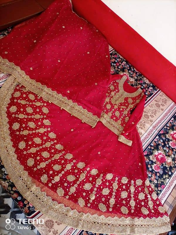 selling a bridal lehnga 4