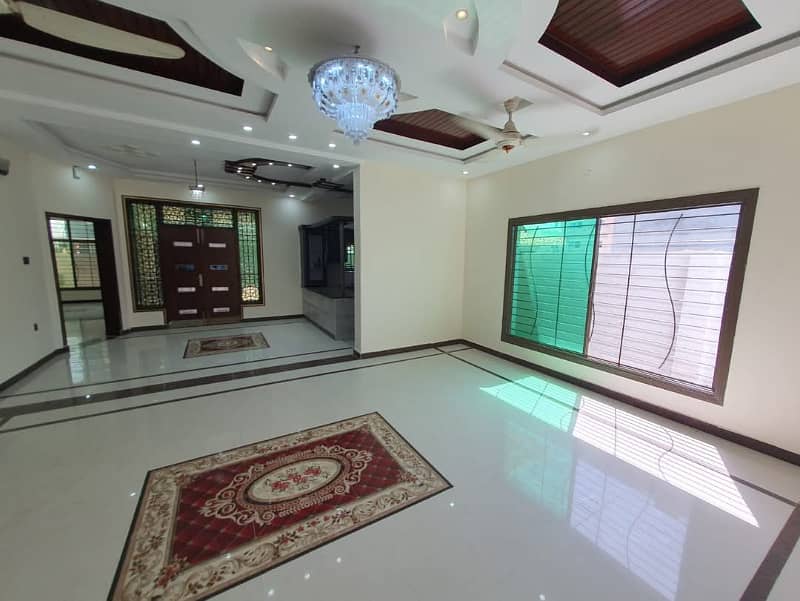 DHA Phase 3 House For Sale 8