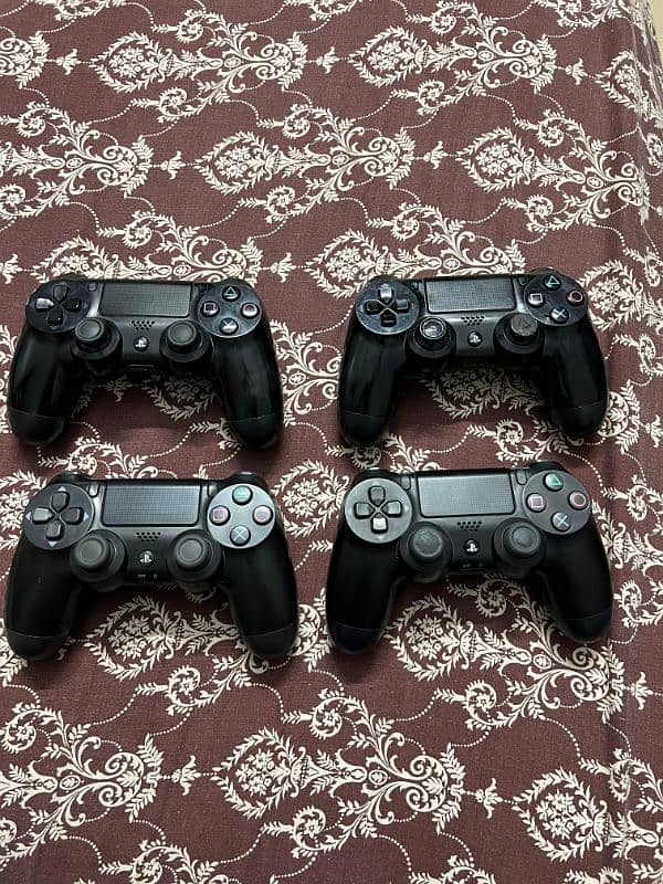 Ps4 controllers 0