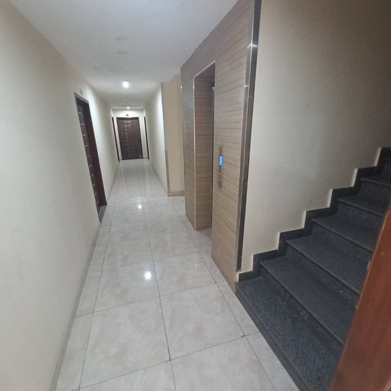 1 Bed Flat For Rent in Bahria Town Lahore 5