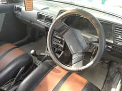 Nissan Sunny 1989