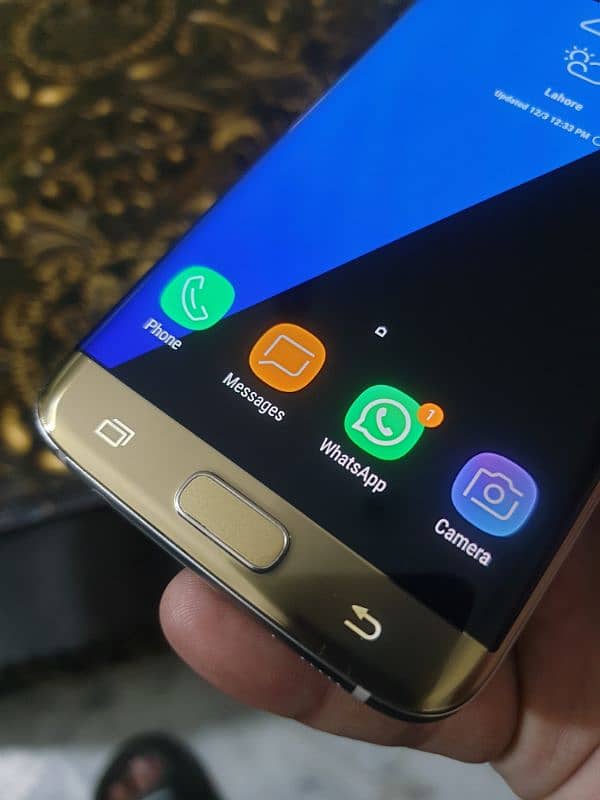 Samsung Galaxy S7 Edge Gold 10 by 10 2