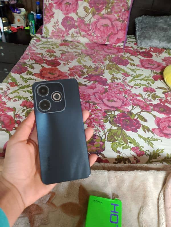 infinix hot 40 I 16 gb 256 gb 10 by 10 condition 1