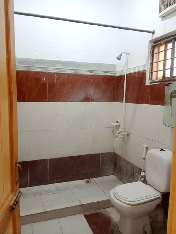 Upper Portion available for rent 2